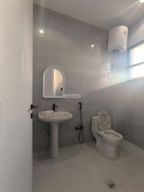 6 bedroom villa in Al Janadriyah 7