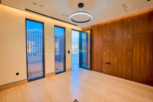 5 bedroom villa in Al Mahdiyyah 1