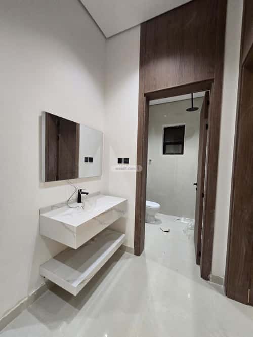 4 bedroom floor in Okaz 8