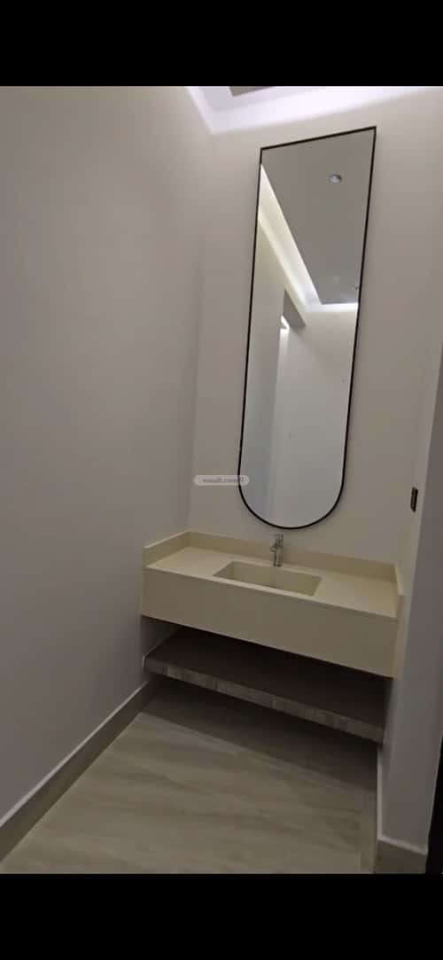 4 bedroom floor in Dirab 5