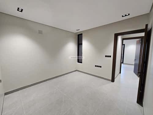 4 bedroom floor in Ishbiliyah 5