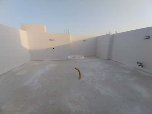 فيلا 5 غرف في العريجاء الغربي 7