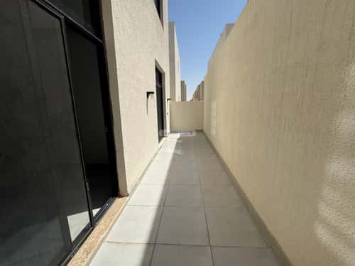 4 bedroom floor in Qurtubah 9