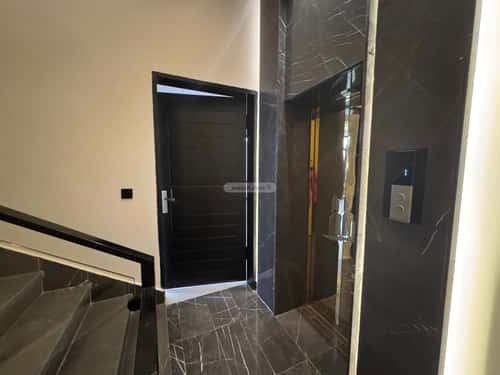 4 bedroom floor in Qurtubah 10