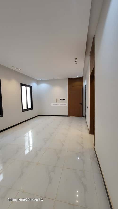 3 bedroom apartment in Al Janadriyah 4