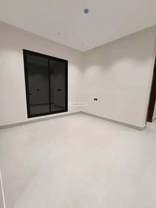 5 bedroom apartment in Al Marwa 10