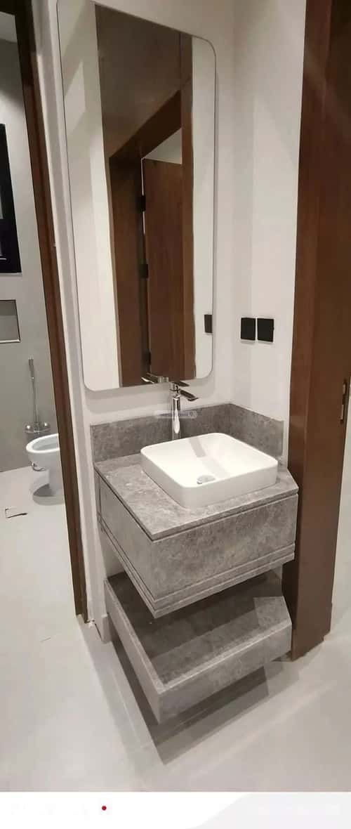 5 bedroom apartment in Al Marwa 2