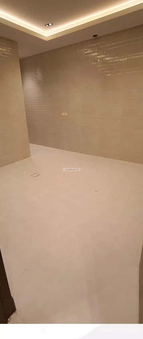 5 bedroom apartment in Al Marwa 9