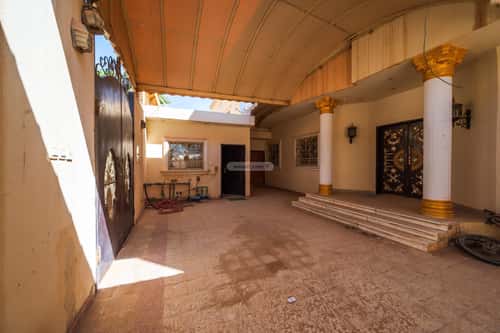 5 bedroom villa in Al Awali 10