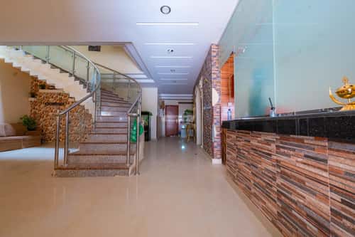 5 bedroom villa in Al Awali 17