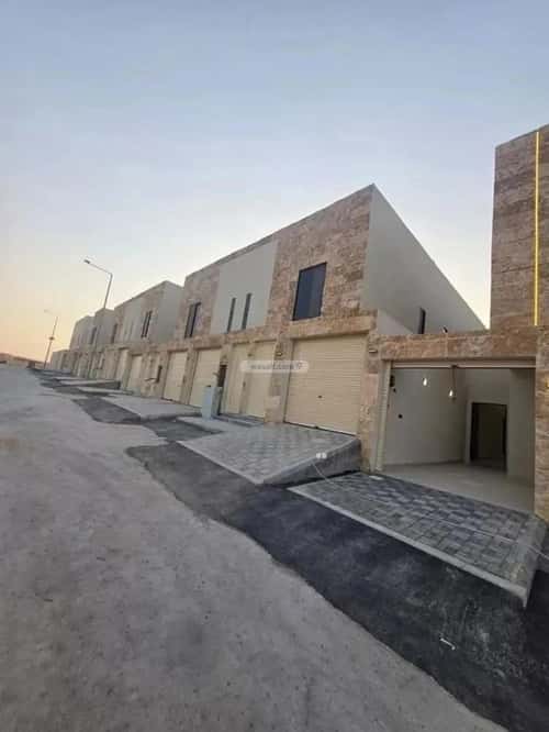 5 bedroom floor in Dirab 15