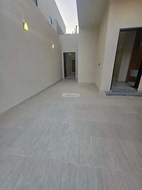 5 bedroom floor in Dirab 4