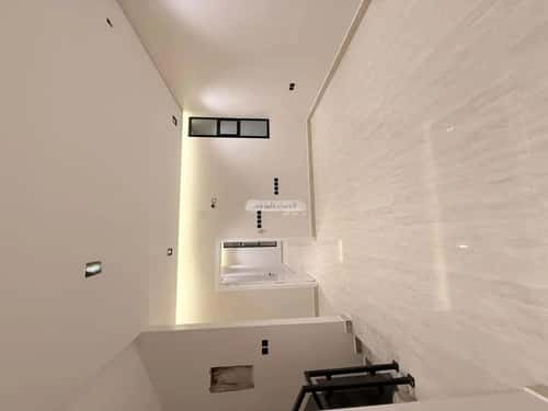 7 bedroom villa in Al Uraija Al Gharbi 13