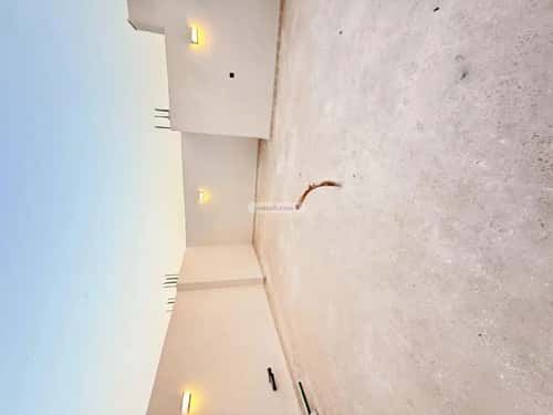 فيلا 7 غرف في العريجاء الغربي 5