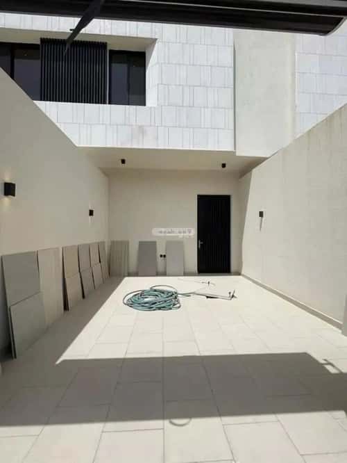 5 bedroom floor in Al Hazm 2