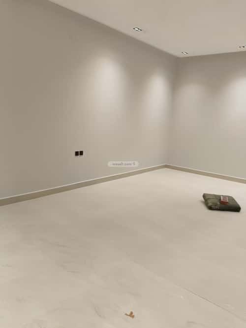 5 bedroom floor in Okaz 4