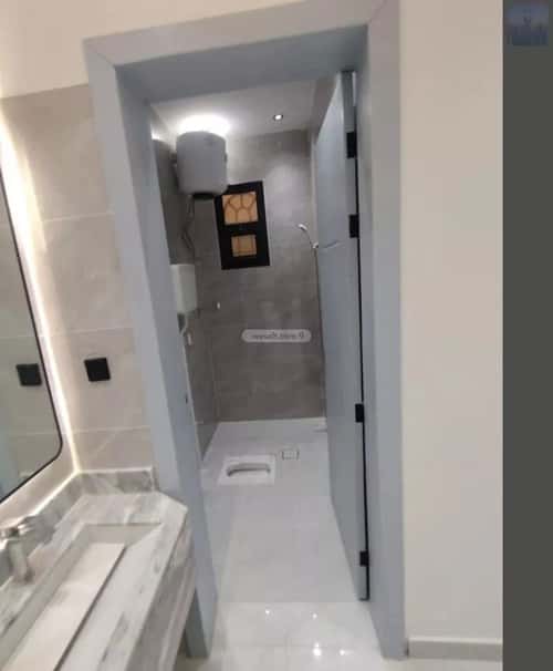 5 bedroom floor in Al Bayan 2
