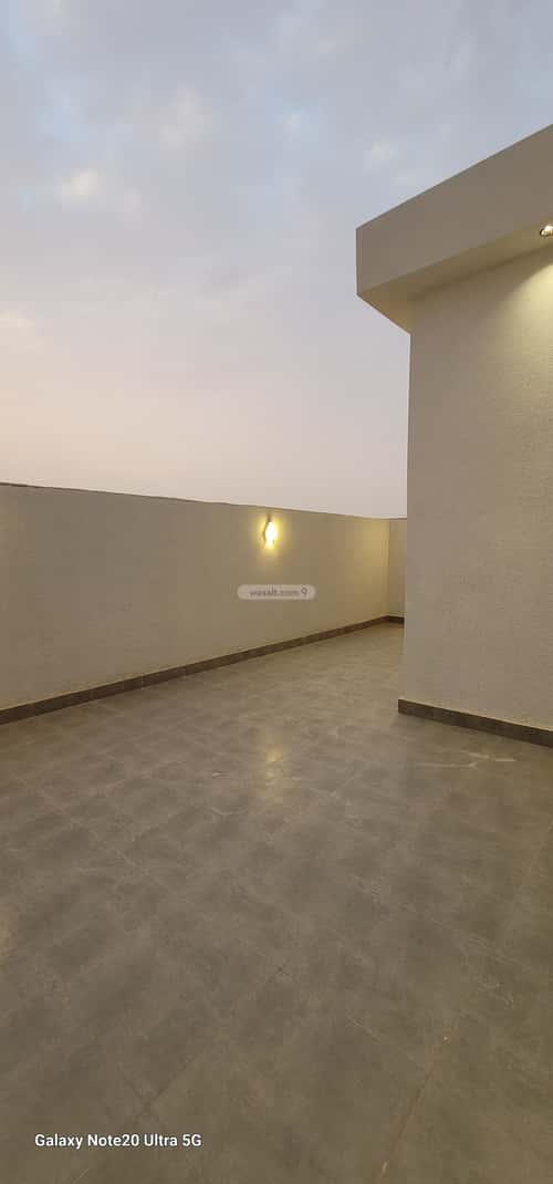 فيلا 5 غرف في الجنادرية 5