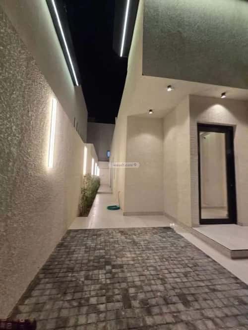 5 bedroom floor in Al Janadriyah 2