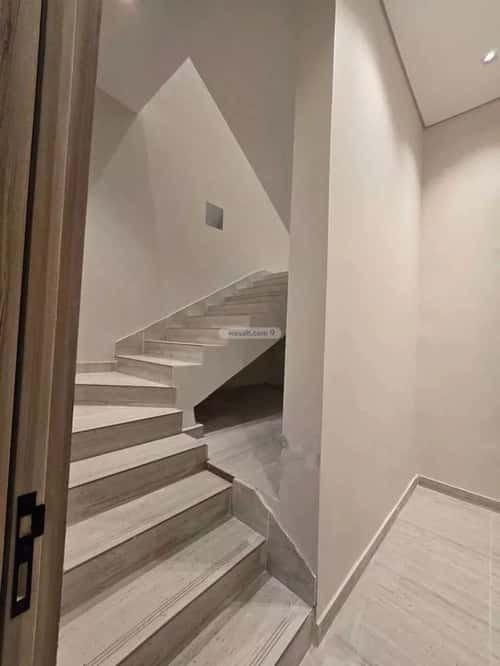 5 bedroom floor in Al Janadriyah 5