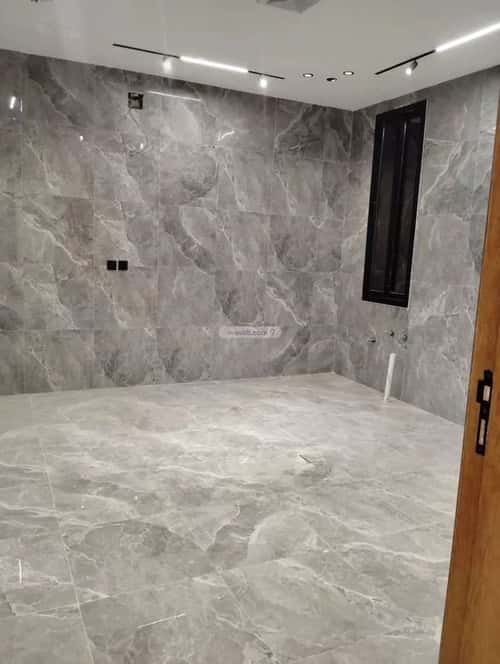 5 bedroom floor in Al Janadriyah 10