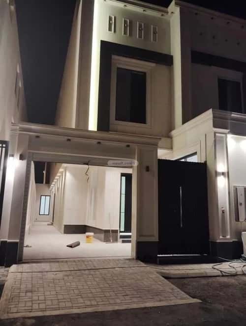 5 bedroom floor in Al Janadriyah 2