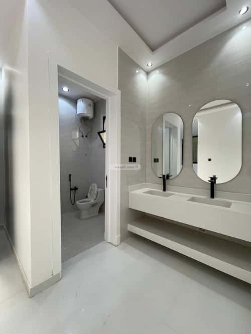 7 bedroom villa in Al Janadriyah 1