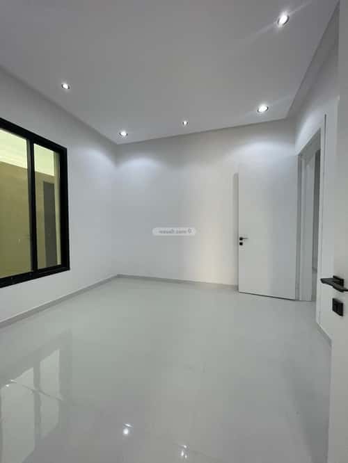 7 bedroom villa in Al Janadriyah 4