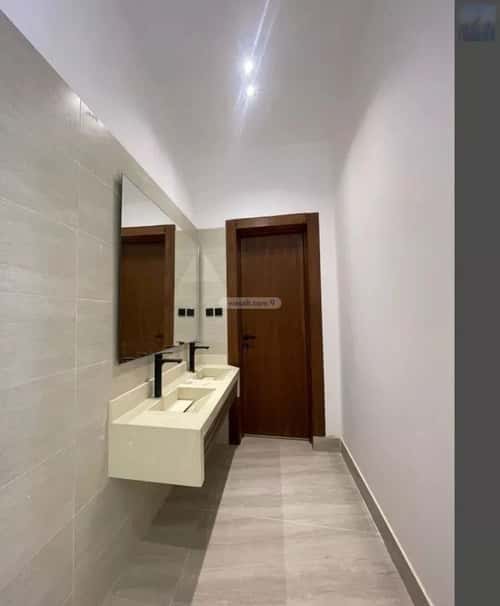 7 bedroom villa in Al Janadriyah 8