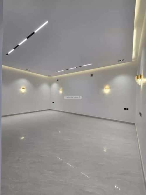 6 bedroom villa in Al Janadriyah 11