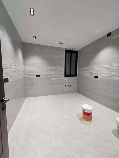 6 bedroom villa in Al Janadriyah 8