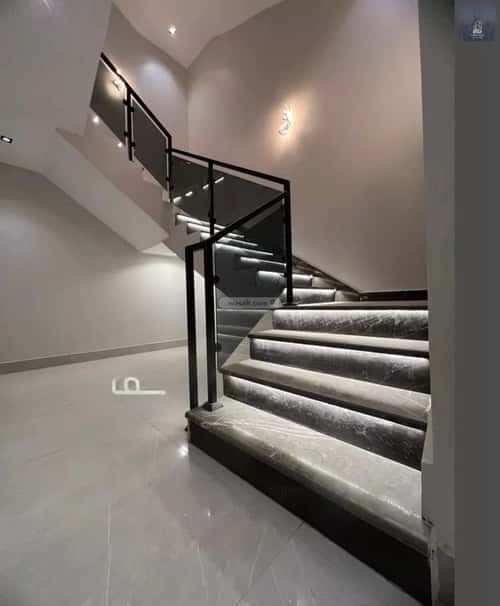 6 bedroom villa in Al Janadriyah 5