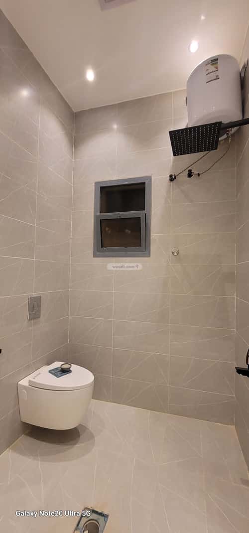 5 bedroom floor in Al Janadriyah 10