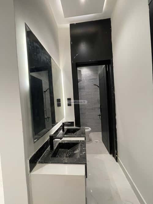 7 bedroom villa in Al Janadriyah 6