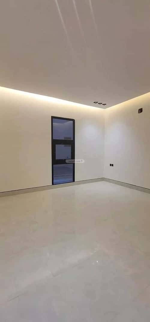 5 bedroom floor in Al Janadriyah 4