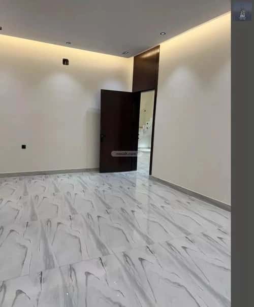 5 bedroom floor in Al Janadriyah 2
