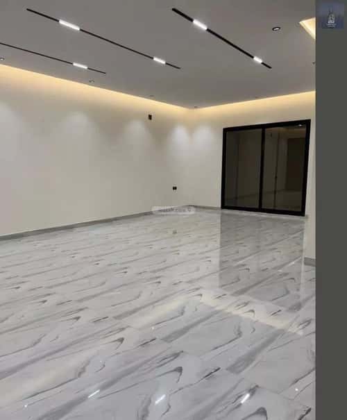5 bedroom floor in Al Janadriyah 7