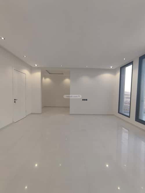 7 bedroom villa in Al Janadriyah 11