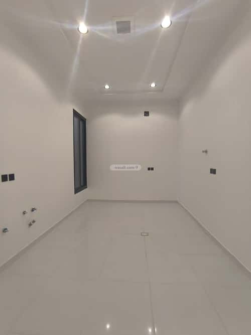 7 bedroom villa in Al Janadriyah 15