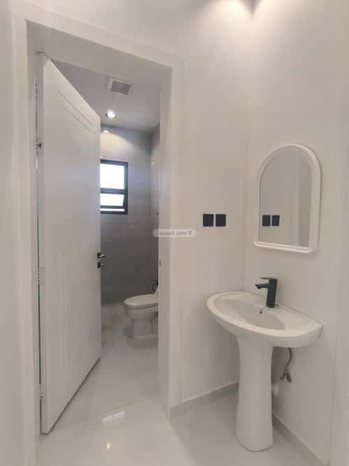 7 bedroom villa in Al Janadriyah 7