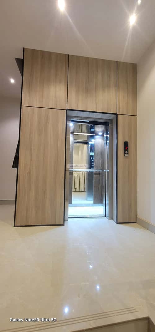 3 bedroom apartment in Al Janadriyah 4