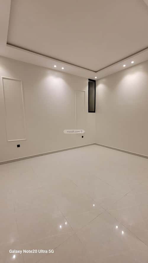 7 bedroom villa in Al Janadriyah 16