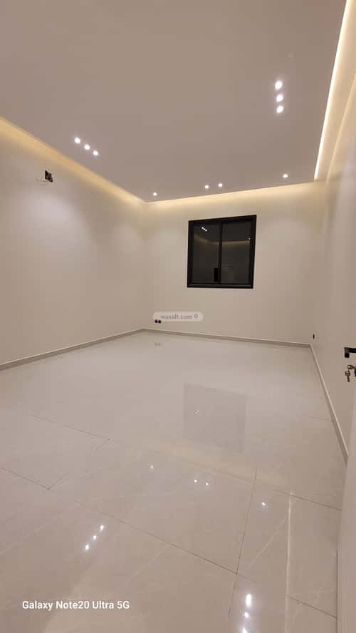7 bedroom villa in Al Janadriyah 2