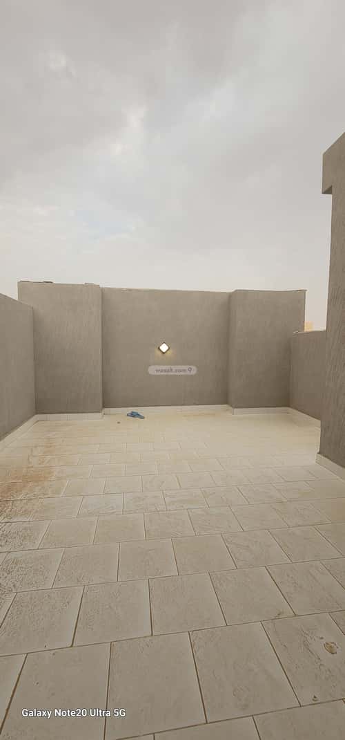 6 bedroom villa in Al Janadriyah 2