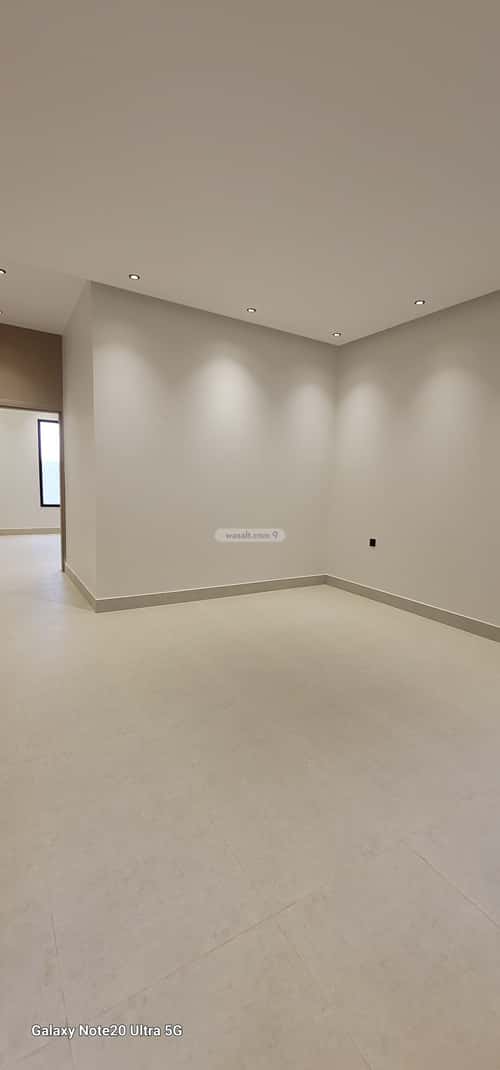 6 bedroom villa in Al Janadriyah 7
