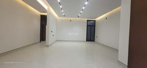 5 bedroom floor in Al Janadriyah 1