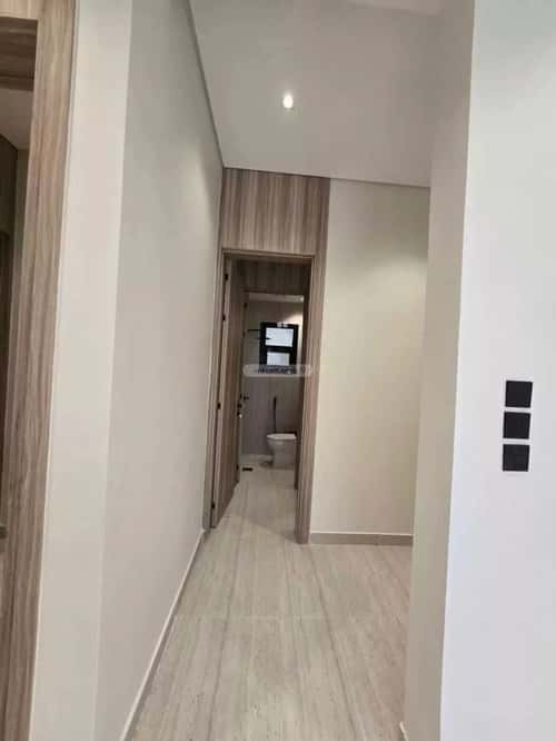 6 bedroom villa in Al Janadriyah 4