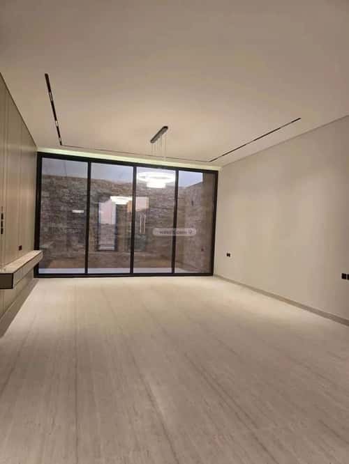 6 bedroom villa in Al Janadriyah 9