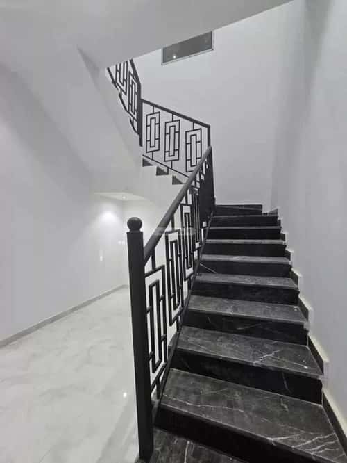 7 bedroom villa in Al Janadriyah 7