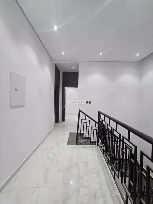 7 bedroom villa in Al Janadriyah 4